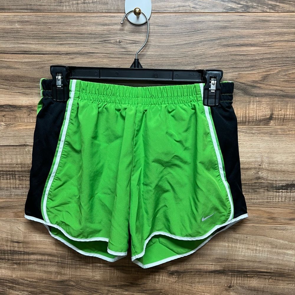 ‎Nike small shorts